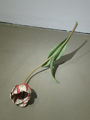 Yoshihiro Suda. Tulip, 2005. Painted wood.&nbsp;Courtesy of the artist &amp;amp; PKM Gallery.