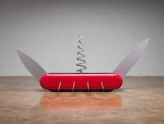 Claes Oldenburg and Coosje van Bruggen. Knife Ship 1:12, 2008.&nbsp;70.5 x 210.2 x 94 cm (fully extended with oars). &copy; 2008 Claes Oldenburg and Coosje van Bruggen. Photo courtesy&nbsp;Pace Gallery.