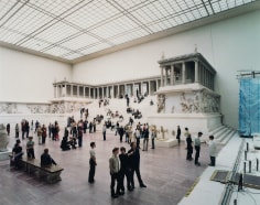 Thomas Struth, Pergamon Museum 1, Berlin, 2001