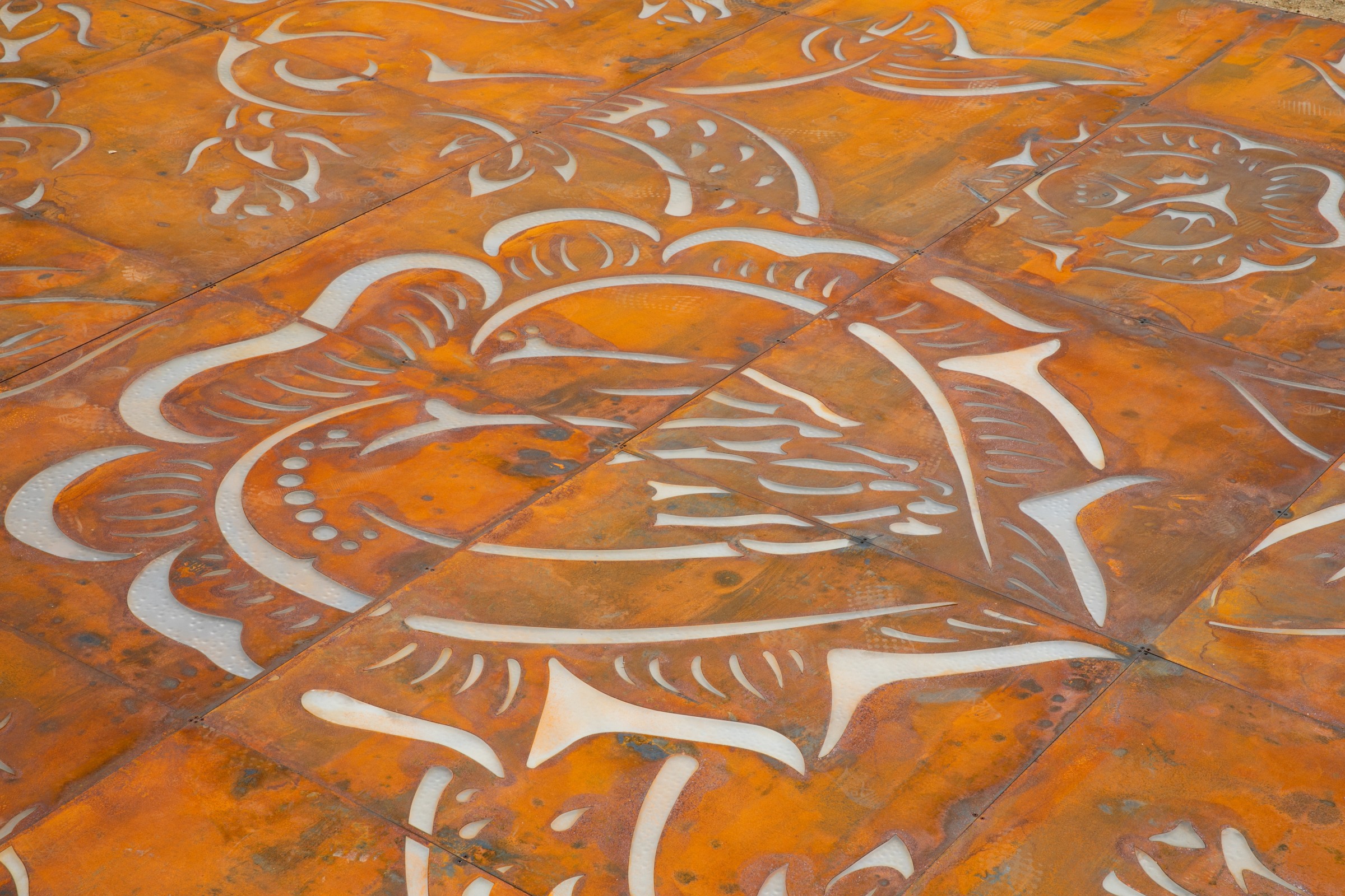 Detail of Phung Huynh, Sobrevivir, 2021, Corten steel and LED Lights, permanent installation at LAC + USC Medical Center, Los Angeles, CA. Photo by Steven Lam / Courtesy of L.A. County Department of Arts and Culture.