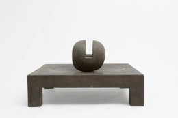 Pierre Sz&eacute;kely's &quot;Espace &eacute;tabli&quot; sculpture, full straight view with ball turned straight