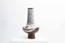 Juliette Derel's ceramic vase diagonal view