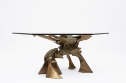 Caroline Lee's &quot;La faiseuse d'amour&quot; sculptural dining table straight view with glass top