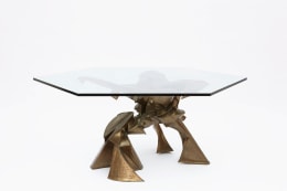 Caroline Lee's &quot;La faiseuse d'amour&quot; sculptural dining table view from above with glass top