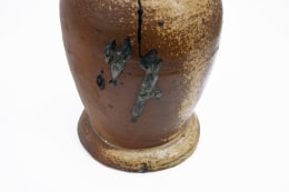 La Borne's ceramic table lamp, detailed view of base