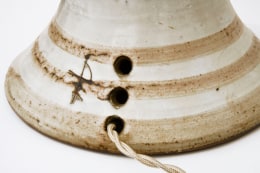 Georges Pelletier's ceramic table lamp, detailed view of base and hole for wire
