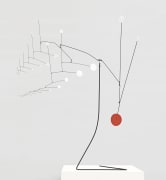 Alexander Calder  Puntos Blancos, 1955