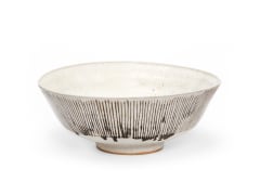 Lucie Rie Footed bowl, c. 1955