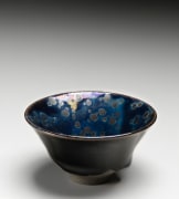 Wide-mouthed sake cup with extensive purple and blue tenmoku oil-spot patterns, 2021