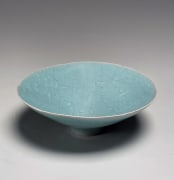 Craquelure celadon-glazed teabowl with wide foliated rim and small base&nbsp;&nbsp; &nbsp;, 2019