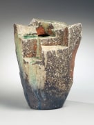 Natural green ash-glazed Iga stepped vessel