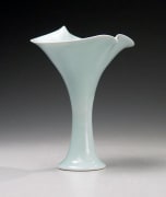 Kawase Shinobu (b. 1950), Flower-shaped celadon vase
