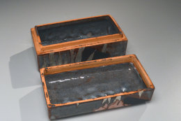 WAKAO TOSHISADA (b. 1933), Nezumi-shino&nbsp;ceramic box decorated with Rinpa-style iris