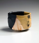Katō Yasukage (1964-2012), Mino ware, Kiseguro (Yellow and Black Seto) teabowl with hidasuki (straw burn marks)