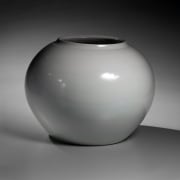 White porcelain&nbsp;tsubo&nbsp;(vessel), 2017