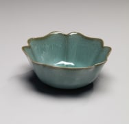 Kawase Shinobu (b. 1950), Kingfisher celadon-glazed sake cup with foliated rim