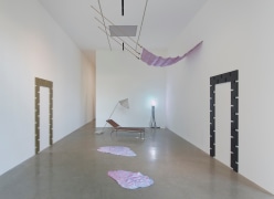 Installation view of &quot;Rosha Yaghmai&quot; at Kayne Griffin Corcoran, Los Angeles