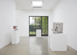 Installation view of &quot;Beverly Pepper: New Particles From The Sun&quot; at Kayne Griffin Corcoran, Los Angeles