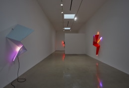 Installation view of &quot;Mark Handforth: Zig, Zag &amp; Flag&quot; at Kayne Griffin Corcoran, Los Angeles