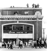 Rooftop troops guarding marchers passing in front of &quot;The Brown Printing Company&quot;, Selma to Montgomery, Alabama Civil Rights March, March 24-26, 1965