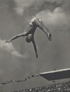 Der Turmspringer, Berlin, 1936, 22.5cm x 28cm Silver Gelatin Photograph, Ed. 25