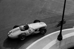 Stirling Moss (Mercedes W196), Grand Prix of Monaco, 1955