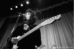 Bob Dylan on stage, England, June 1966, C-Print