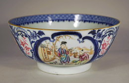 Unusual Pair of Chinese Blue and White and Famille Rose Export Porcelain Bowls