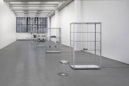 Nina Beier: Cash for Gold, installation view, 2015. Kunstverein Hamburg, Germany.