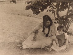 Gertrude Kasebier, The Picture-book, 1905
