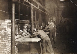 Factory Workers, 1908