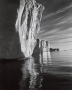 Diane Cook, Disko Bay, Ilulissat, Greenland, 1999, gelatin siver print