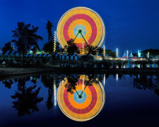 Giant Wheel and Reflection