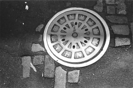 New York City, Manholes #16