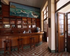 La Terraza, Hemingway&#039;s Favorite Bar, Coj&iacute;mar, Cuba, 2004, chromogenic print