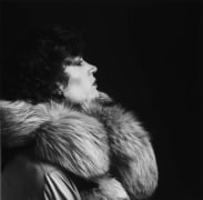 Robert Mapplethorpe, Self-Portrait with fur (drag)