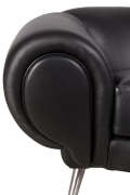 Black Leather Lounge Chair by Illum Wikkels&oslash;, Close Up 3
