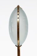 Max Ingrand/Fontana Artes' glass and brass floor lamp, detailed side view of top