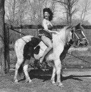 Lisa Lyon, 1982
