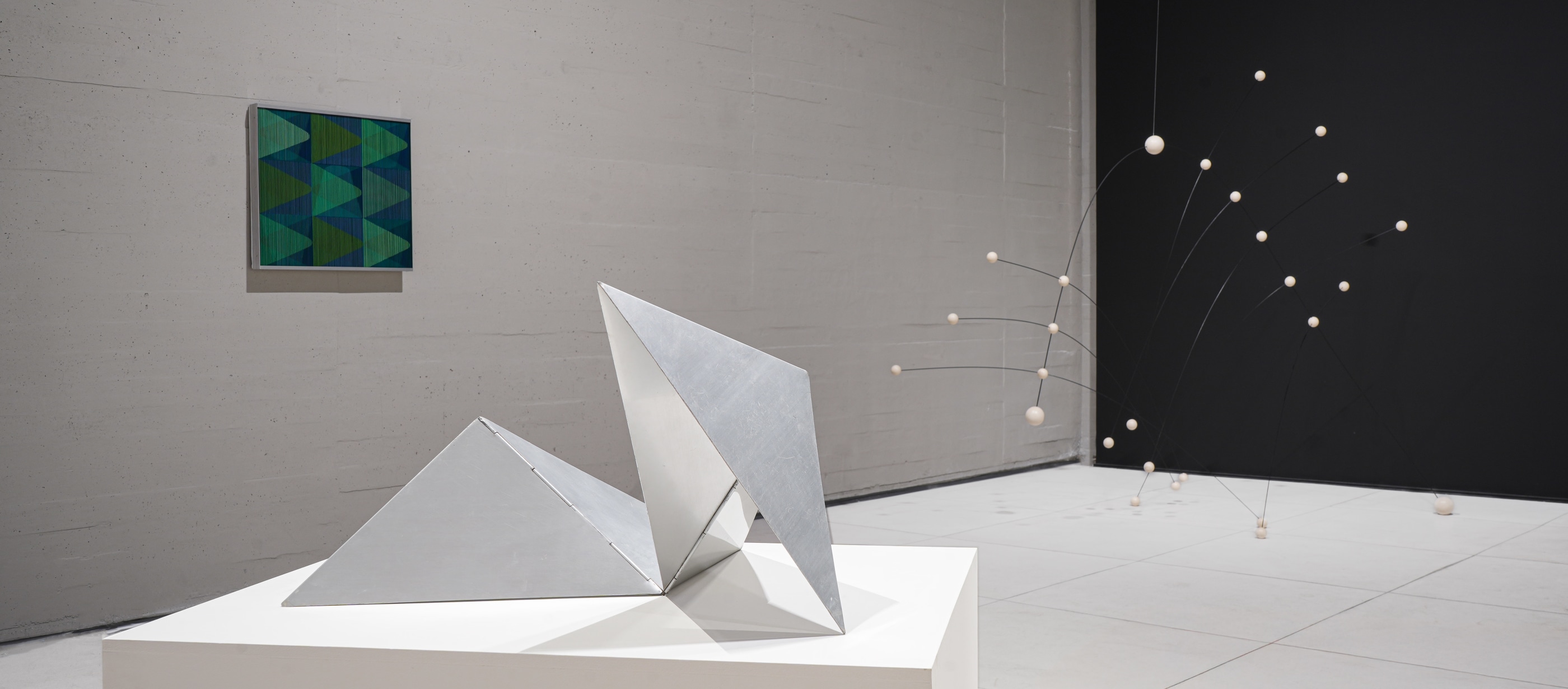 Behind the Screen Vol.1 – The Intermediate Space