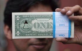 Abdullah M. I. Syed, Divine Structure: A Horizontal Line, 2017, Hand-cut U.S. $ banknotes