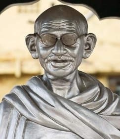 Vivek Vilasini VERNACULAR CHANTS II Comprised of nine photographs (one full edition) Edition of 5 + 1AP 2007 Archival print on hahnemuhle photo rag fine art paper 37.5 x 33 in.