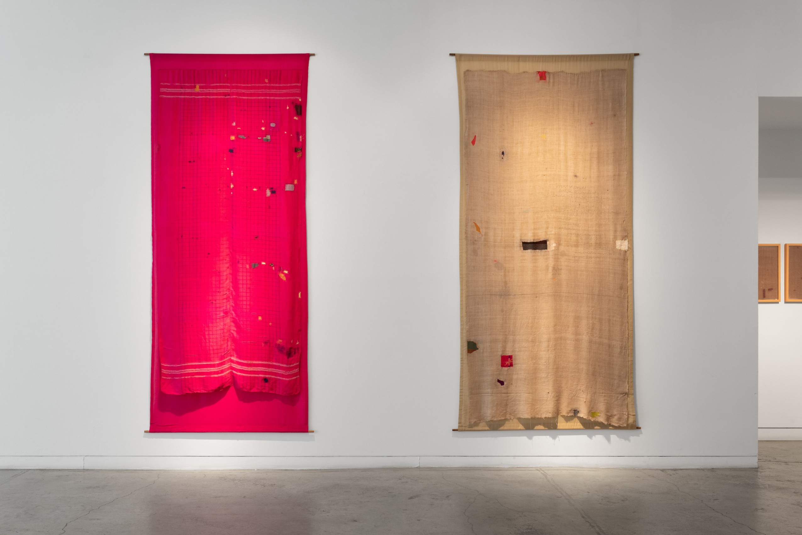 Pale Sentinels: Metaphors for Dialogues