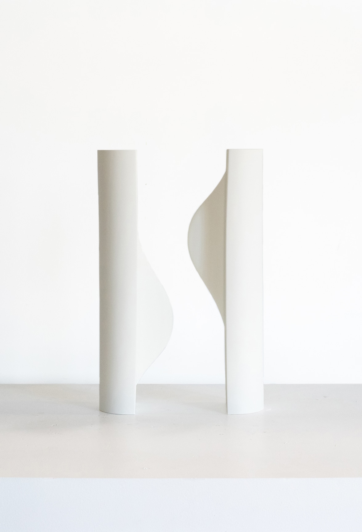 Zilia S&aacute;nchez,&nbsp;Concepto I, 2000 / 2019, Bronze, paint, 24 x 5 x 6.6 inches, 61 x 12.7 x 16.8 cm.&nbsp;Courtesy Zilia S&aacute;nchez and Galerie Lelong&nbsp;&amp;amp; Co., New York.&nbsp;