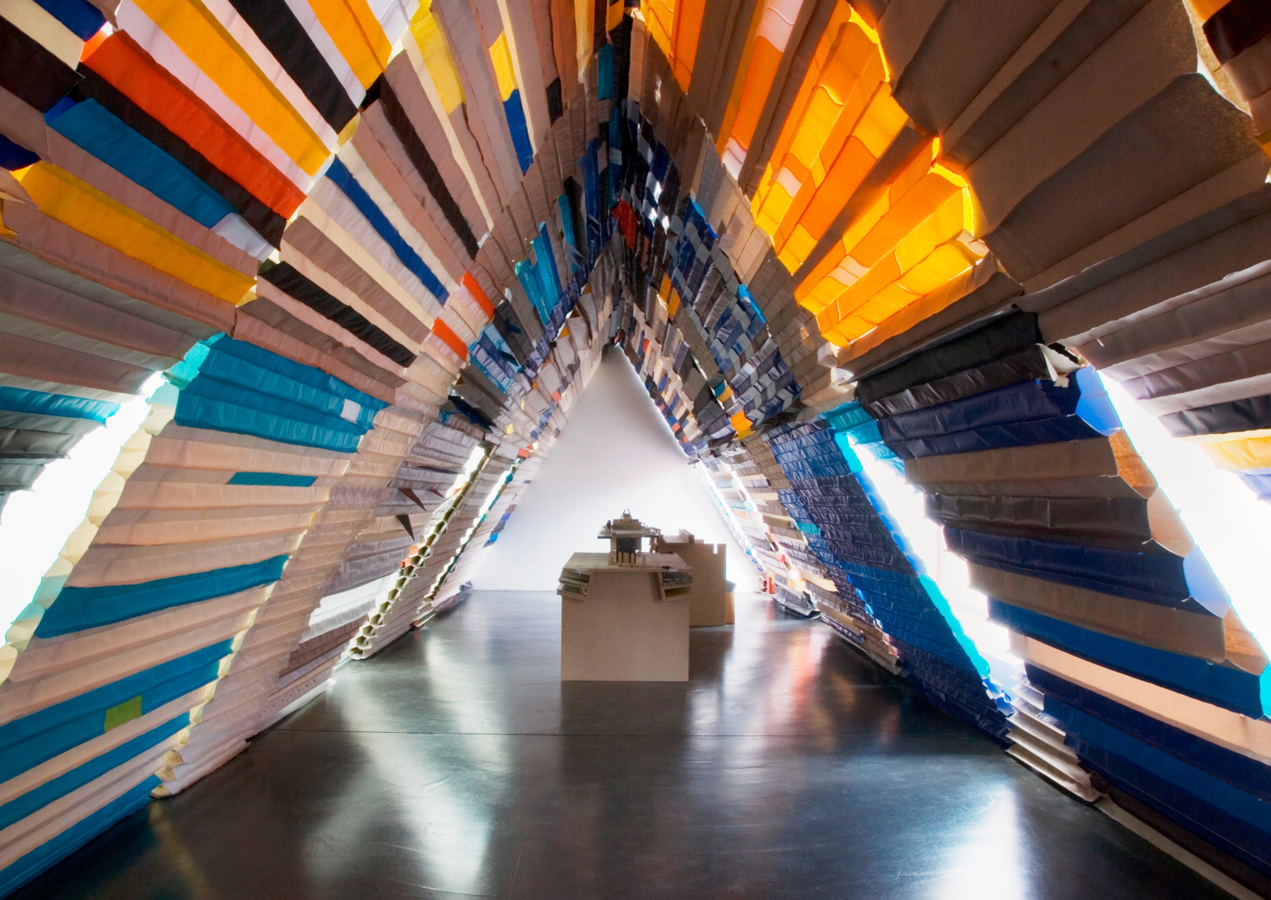 Michael Beutler. A Frame. 2007 Installation View Galerie Nagel Draxler Berlin 2007. Photo Credit: