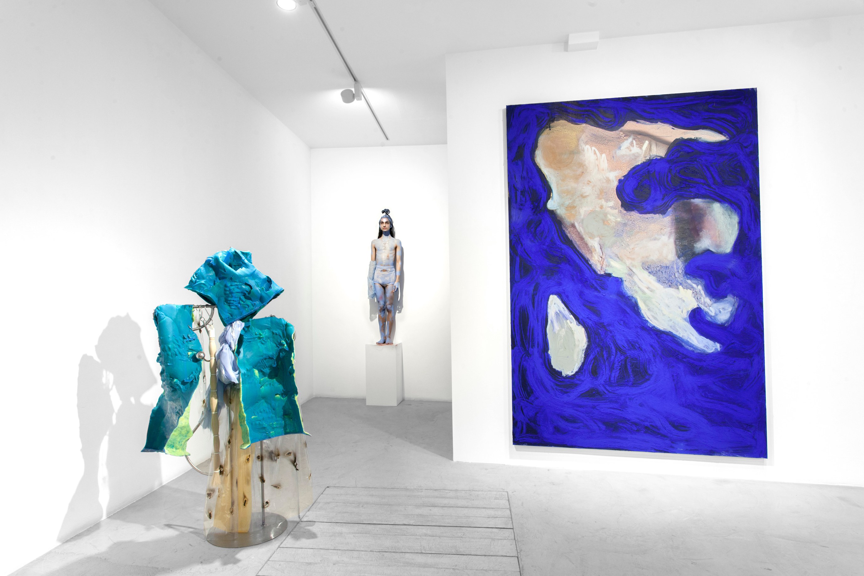 Installation view of Donna Huanca at Traves&iacute;a Cuatro Madrid, 2017.&nbsp;
