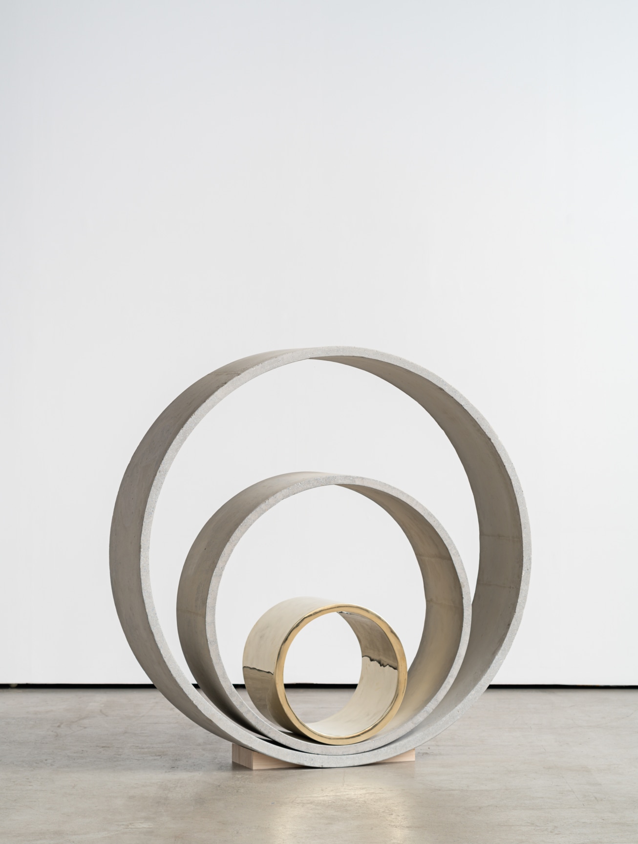 Image of ALEXANDRE DA CUNHA's Alliance V, 2022