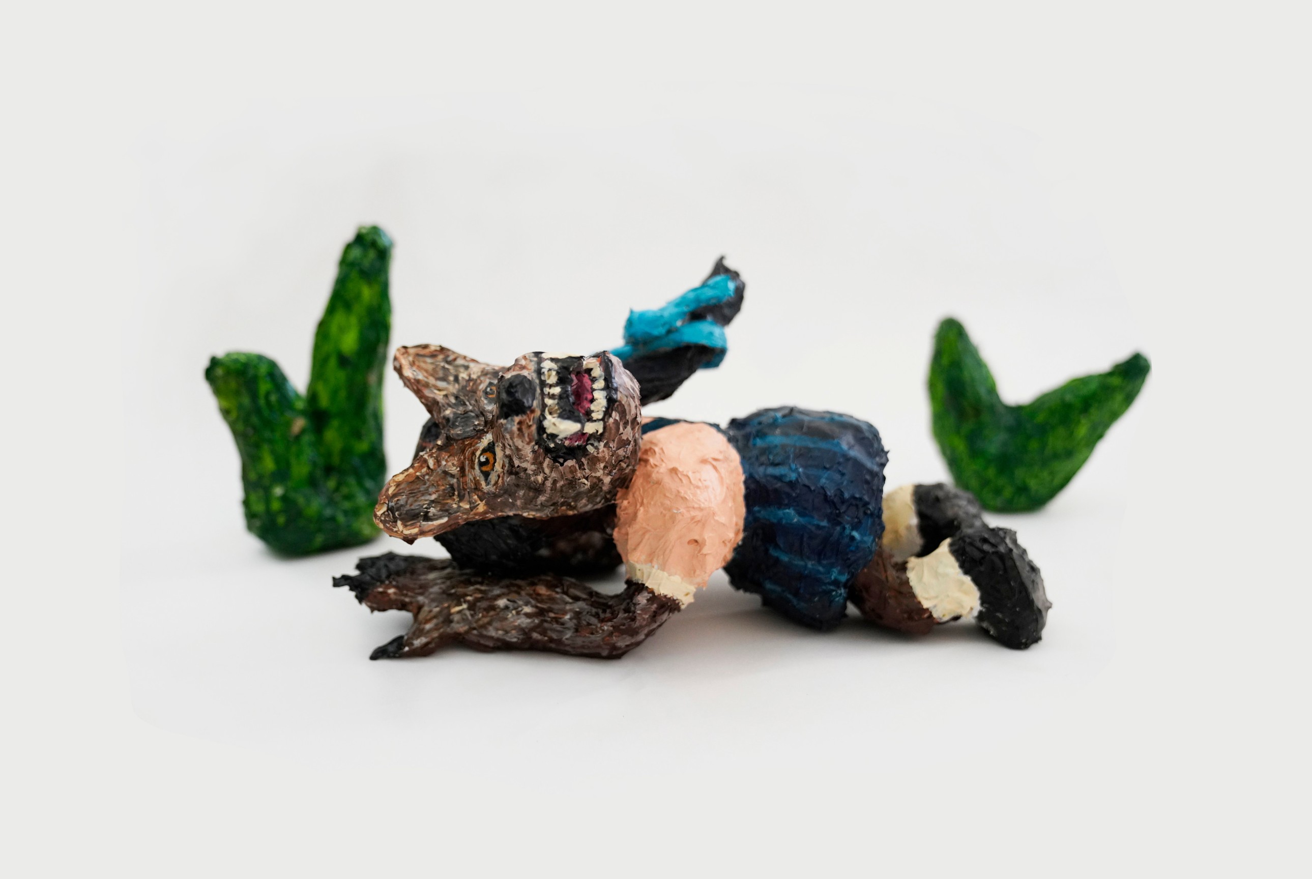 Image of a Kelly Sinnapah Mary sculpture.