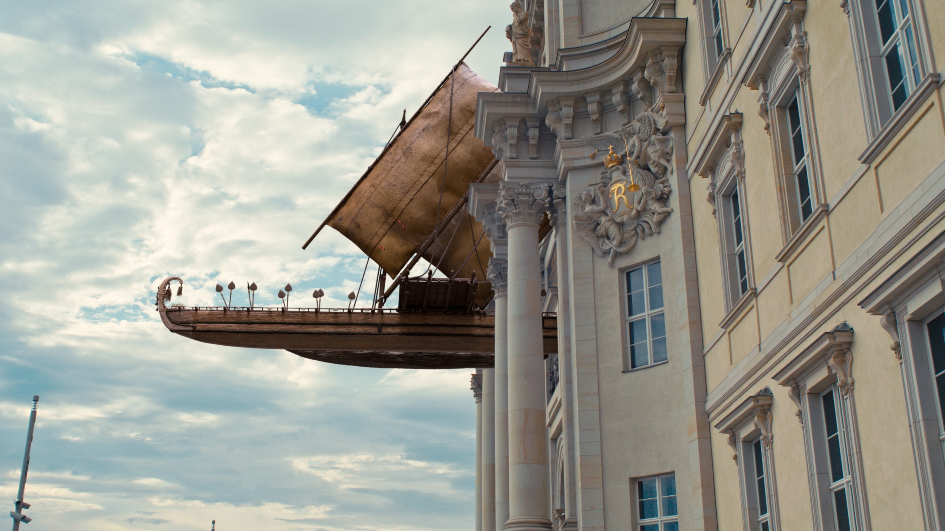 TUAN ANDREW NGUYEN, When Water Embraces Empty Space, 2024