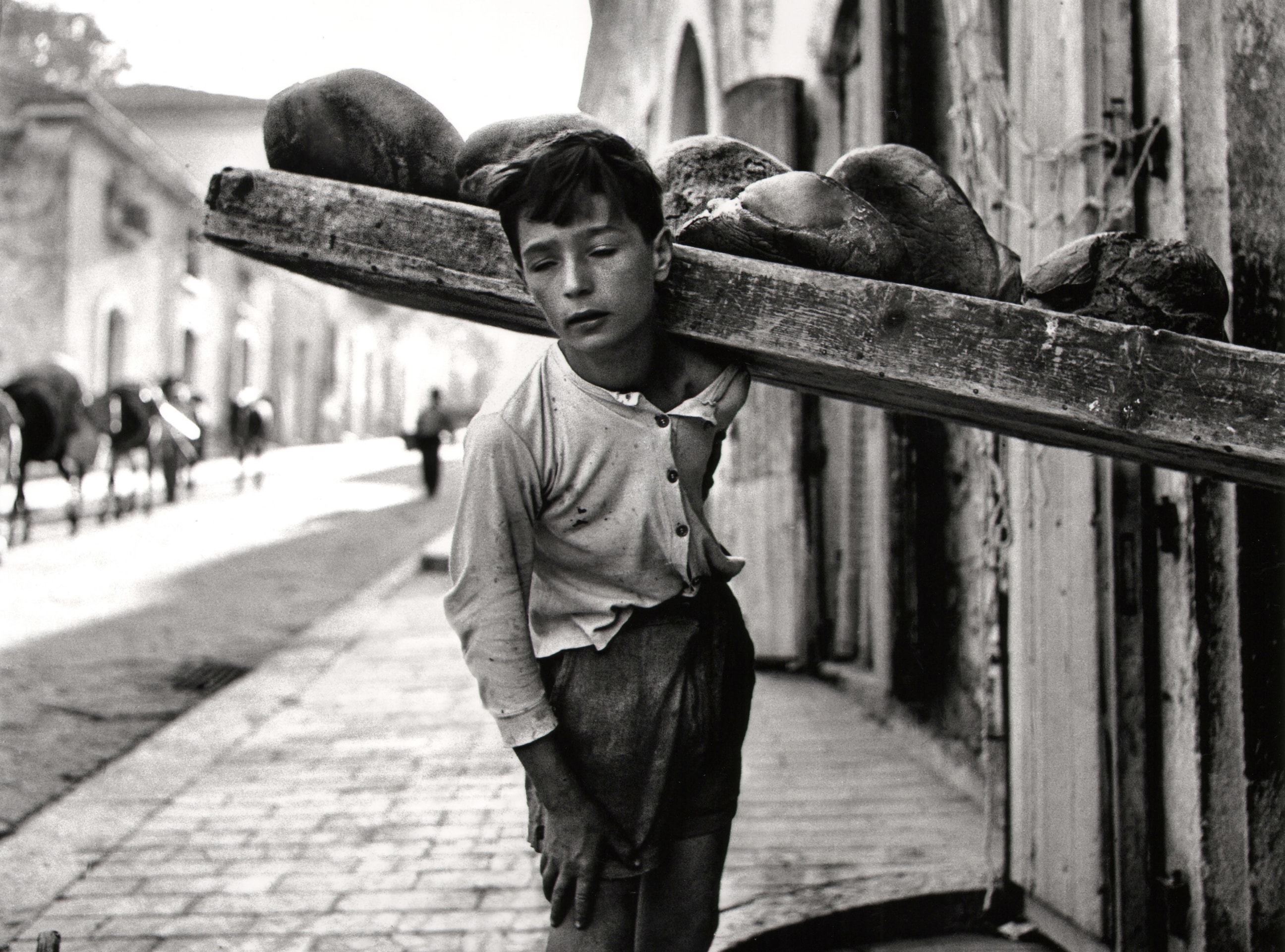 Nino Migliori,&nbsp;Portatore di Pane,&nbsp;1956